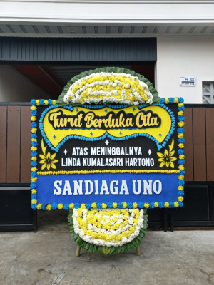 Papan Bunga Duka di Dewantara